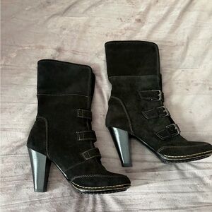 New Sofft Skagen Black Suede Mid Calf Fold Over Fur Cuff Buckle Boots Sz 7